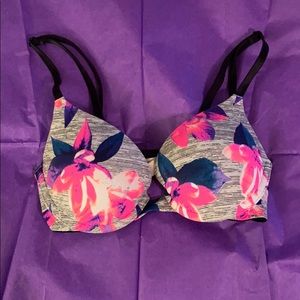Victoria’s Secret Push up bra